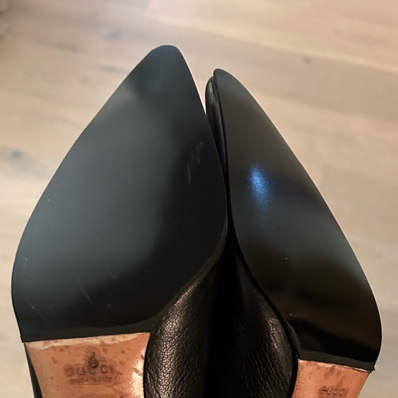 Gucci Black Leather Pointed Toe Ankle Zipper Boots with New Sole and Heel Caps - Picture 7 of 9